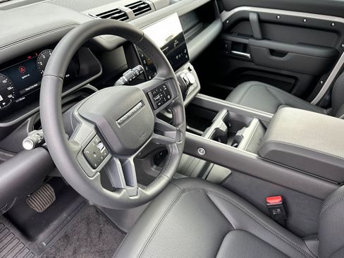 New 2026 Land Rover Defender 110 S image 5