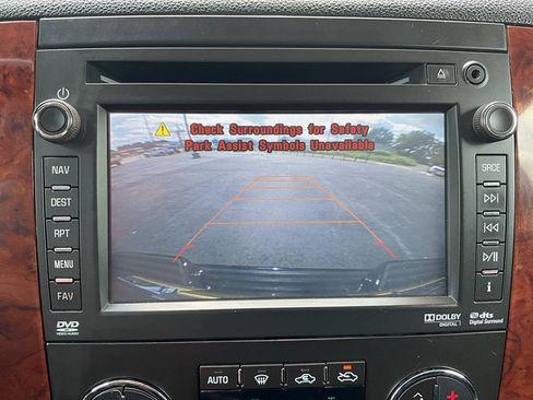 Used 2013 Chevrolet Avalanche LTZ AWD/4WD image 11