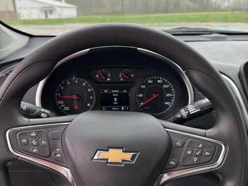 Used 2025 Chevrolet Malibu LS FWD image 13
