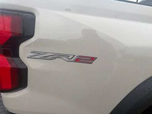 New 2026 Chevrolet Colorado ZR2 w/ Technology Package AWD/4WD image 19