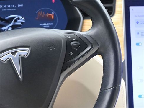 Used 2020 Tesla Model S Long Range Plus image 29