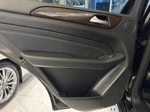 Used 2015 Mercedes-Benz ML 350 ML 350 4MATIC Sport Utility 4D image 23