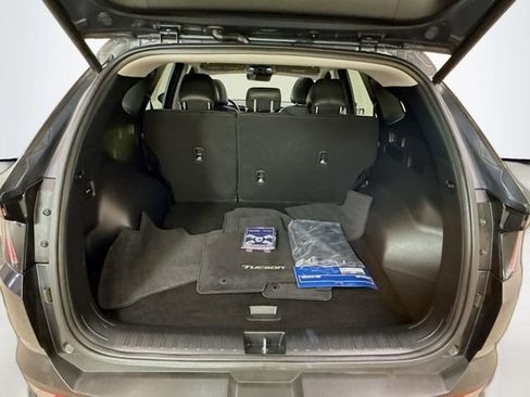 Used 2023 Chevrolet Bolt EUV Premier w/ Sun & Sound Package image 26