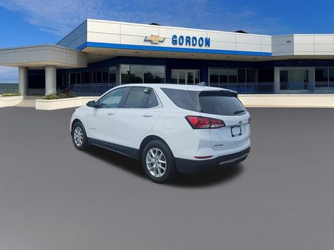 Used 2024 Chevrolet Equinox LT FWD image 3