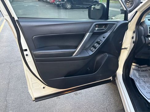 Used 2017 Subaru Forester 2.0XT Premium AWD/4WD image 19