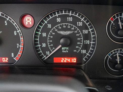 Used 2001 Aston Martin DB7 Vantage image 22