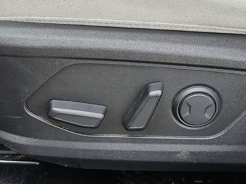 Used 2022 Hyundai Tucson Limited image 28