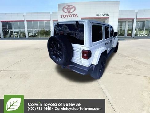 Used 2023 Jeep Wrangler Unlimited Sahara w/ Cold Weather Group AWD/4WD image 21