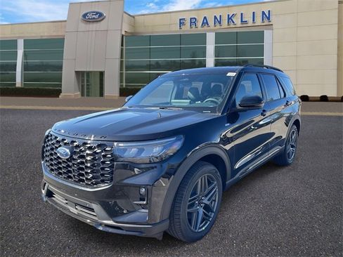 New 2026 Ford Explorer ST-Line w/ ST-Line Street Pack image 3