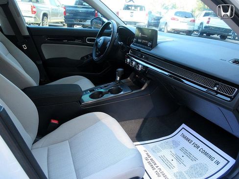 Used 2024 Honda Civic EX image 25