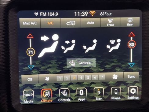 Used 2023 Jeep Wrangler Altitude image 48