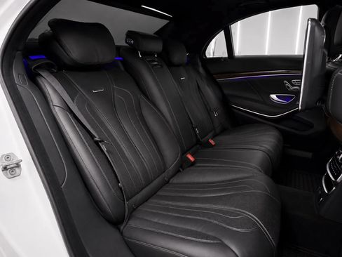 Used 2015 Mercedes-Benz S 63 AMG 4MATIC Sedan image 13