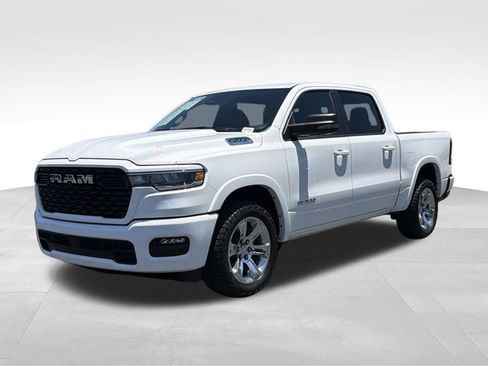 Used 2025 RAM 1500 Big Horn RWD image 5