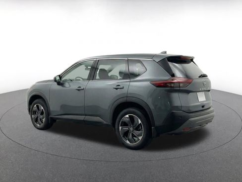 Used 2025 Nissan Rogue SV FWD image 7