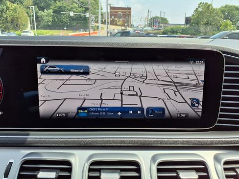 Used 2024 Mercedes-Benz GLE 350 4MATIC image 10