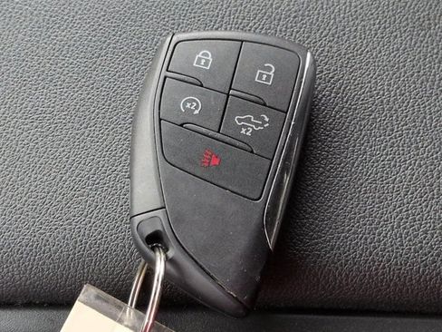 Used 2025 GMC Sierra 1500 SLT RWD image 28