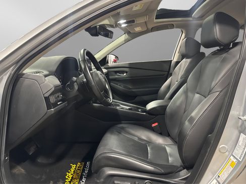 Used 2024 Honda Accord EX-L image 18