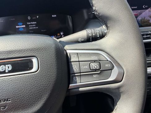 Certified 2023 Jeep Compass High Altitude AWD/4WD image 34