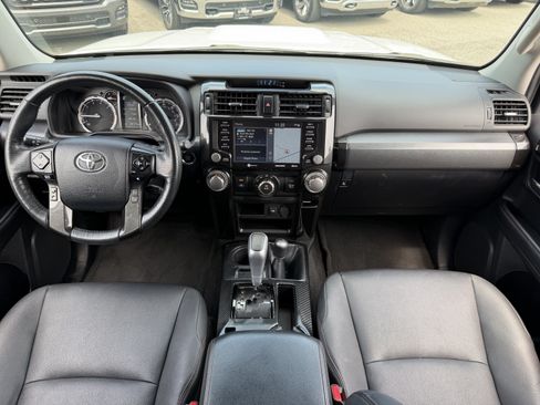 Used 2023 Toyota 4Runner TRD Off-Road Premium w/ Moonroof Package AWD/4WD image 30