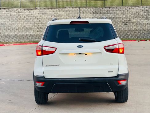 Used 2019 Ford EcoSport SE w/ SE Convenience Package image 6