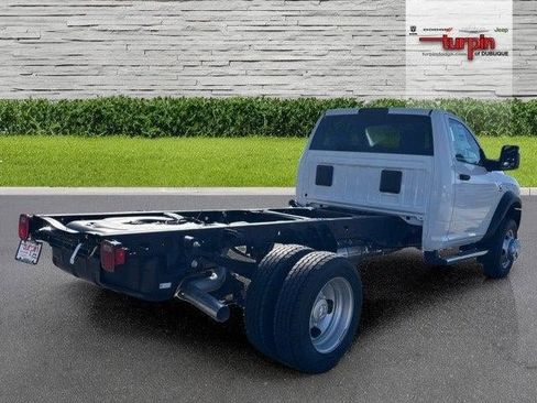 New 2024 RAM 5500 Tradesman image 17