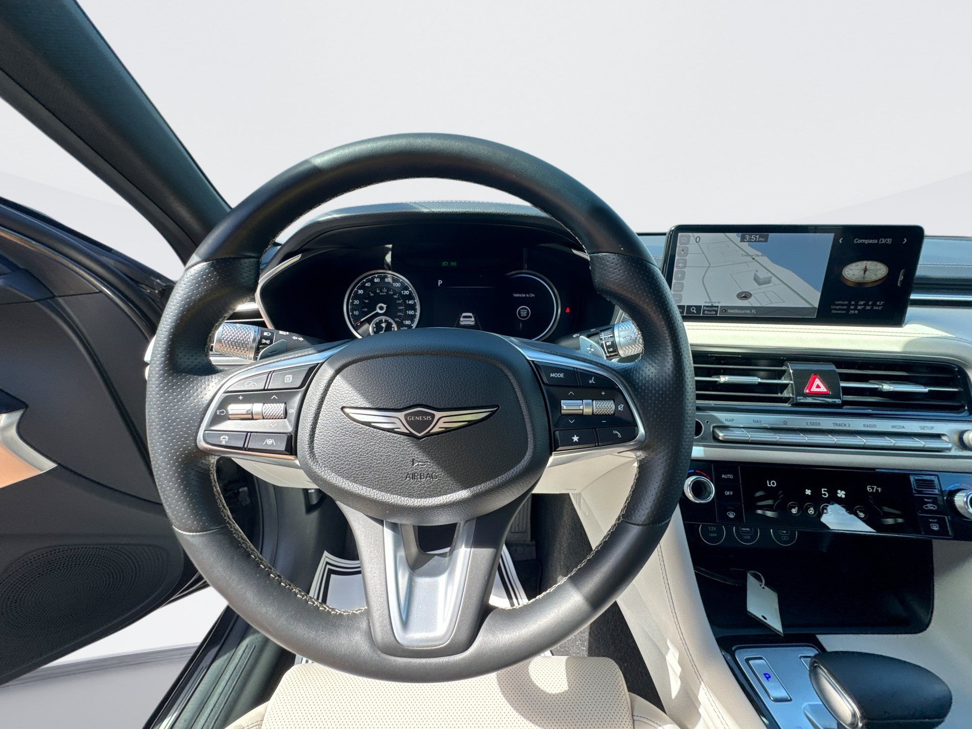 Used 2025 Genesis G70 2.5T AWD/4WD image 16