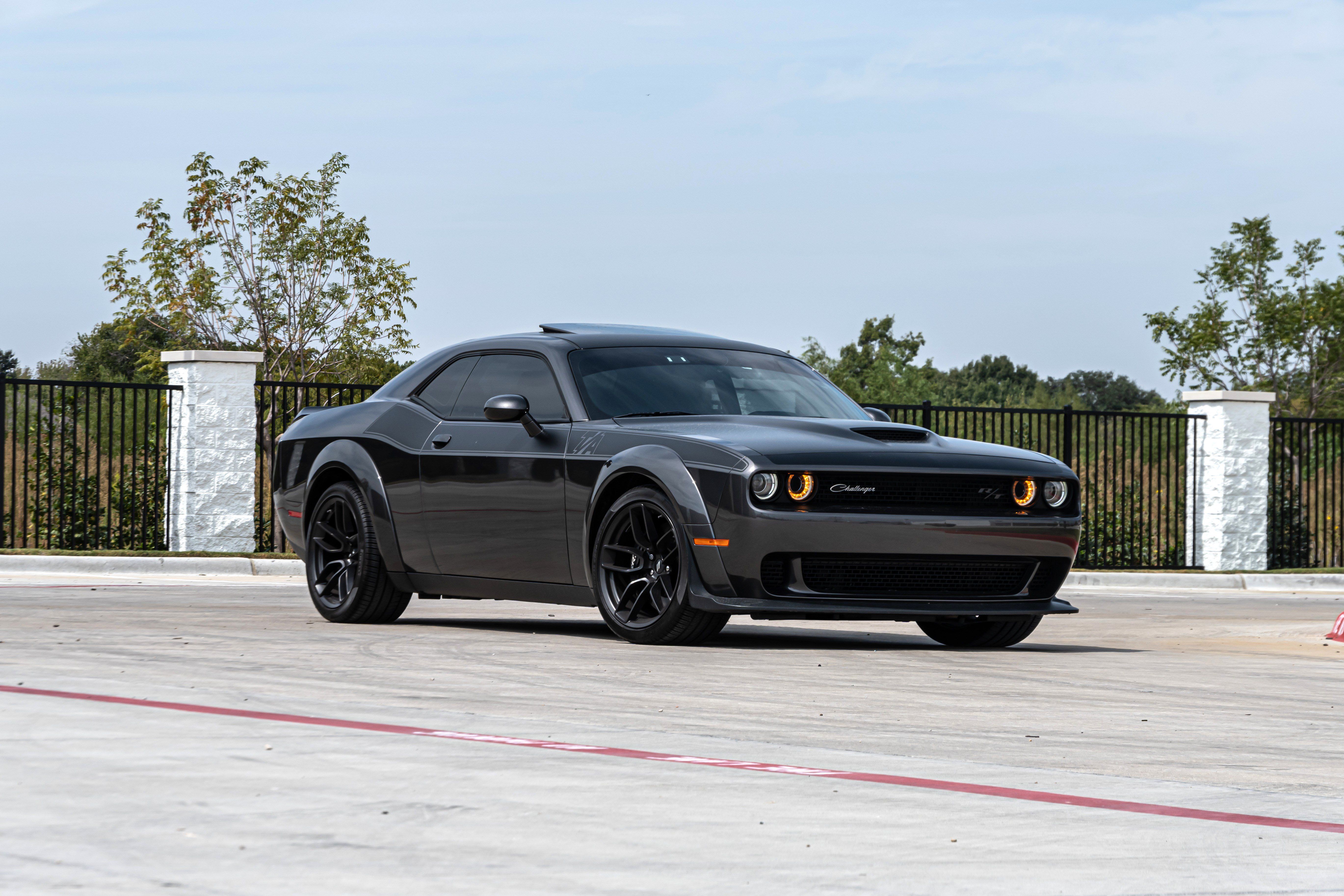 Used 2023 Dodge Challenger R/T Scat Pack RWD image 2