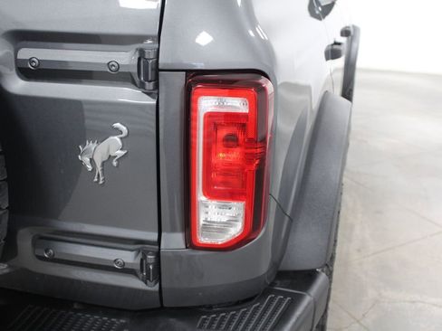 Used 2024 Ford Bronco Black Diamond image 13