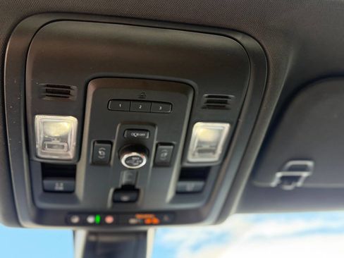 Used 2021 Chevrolet Suburban High Country image 68