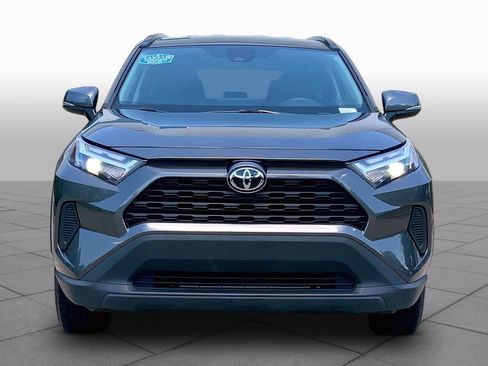 Used 2024 Toyota RAV4 XLE AWD/4WD image 4