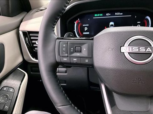 New 2025 Nissan Rogue SL image 23