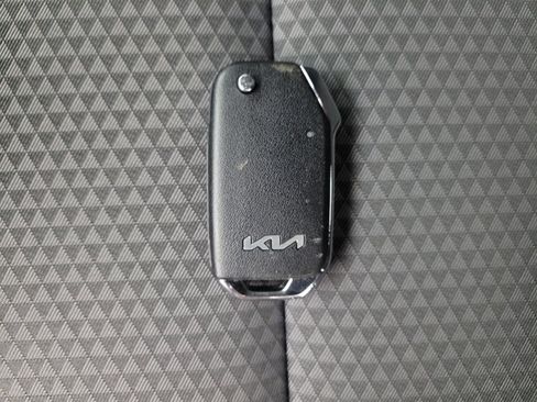 Used 2023 Kia Soul LX w/ LX Technology Package image 32