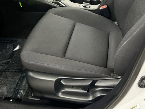 Used 2023 Toyota Corolla LE image 17