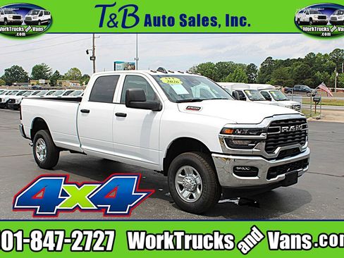 Used 2026 RAM 2500 Tradesman w/ Chrome Appearance Group AWD/4WD image 1