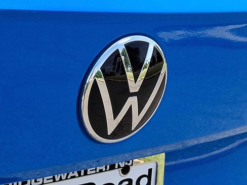 Used 2023 Volkswagen Taos SE AWD/4WD image 29