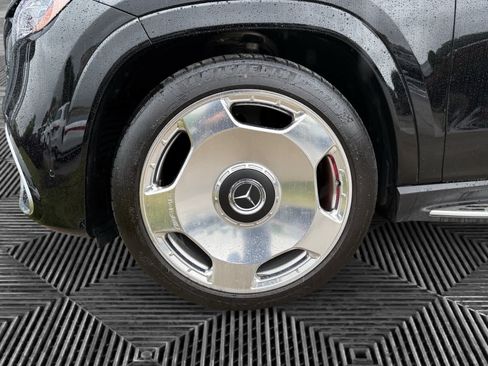 Certified 2026 Mercedes-Benz GLS 63 AMG 4MATIC image 9