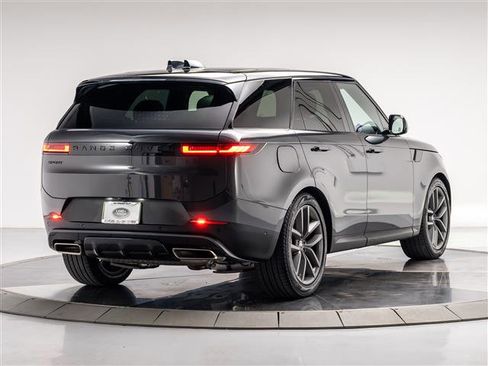 New 2025 Land Rover Range Rover Sport SE image 5