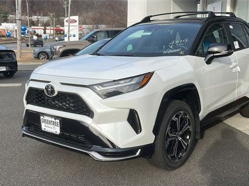 New 2025 Toyota RAV4 XSE image 3