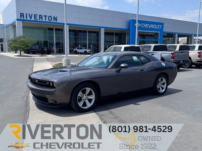 Used 2016 Dodge Challenger SXT