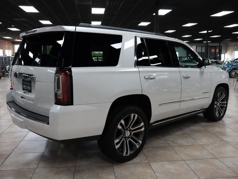 Used 2019 GMC Yukon Denali w/ Denali Ultimate Package AWD/4WD image 5