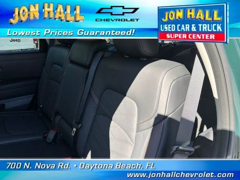 Used 2025 Nissan Pathfinder Platinum w/ Cargo Package image 25