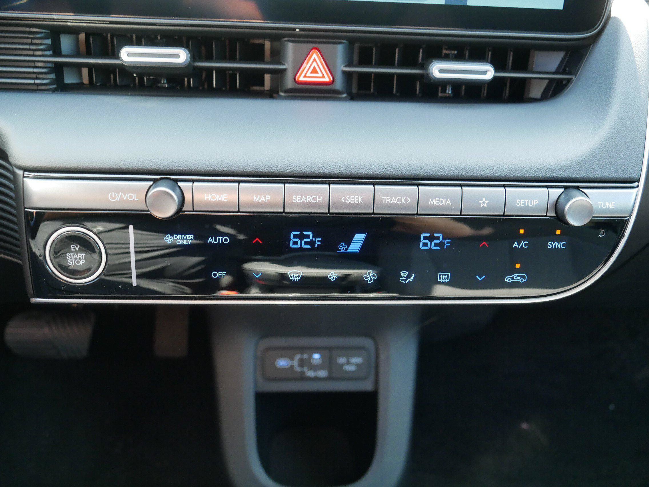 New 2027 Hyundai Ioniq 5 SE AWD/4WD image 9