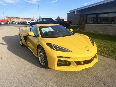 New 2026 Chevrolet Corvette Z06 w/ Chrome Exterior Badge Package image 9
