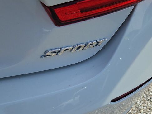 Certified 2022 Honda Accord Sport image 12