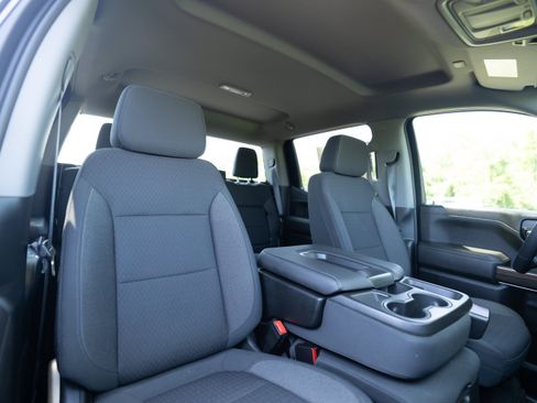 Used 2022 Chevrolet Silverado 1500 RST w/ Redline Edition AWD/4WD image 12