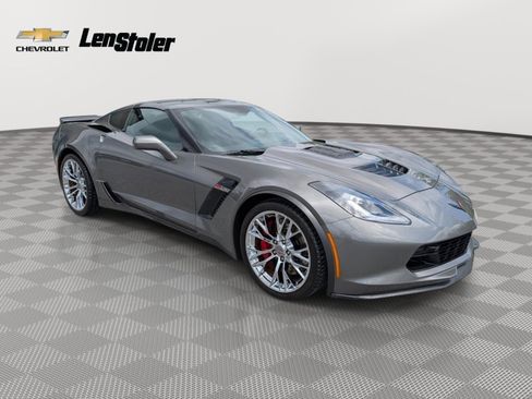 Used 2016 Chevrolet Corvette Z06 w/ 3LZ Preferred Equipment Group RWD image 7
