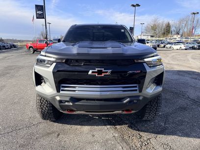 Used 2025 Chevrolet Colorado ZR2 w/ Technology Package