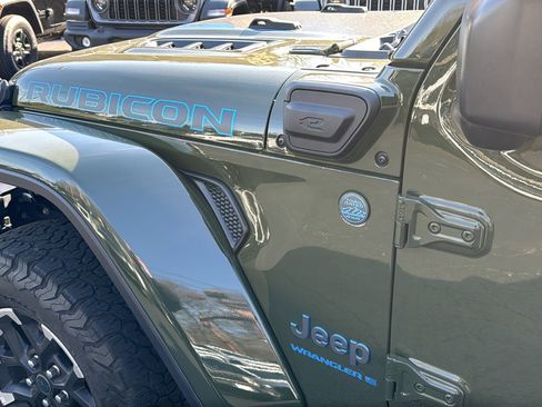 Certified 2024 Jeep Wrangler Unlimited Rubicon 4xe AWD/4WD image 14