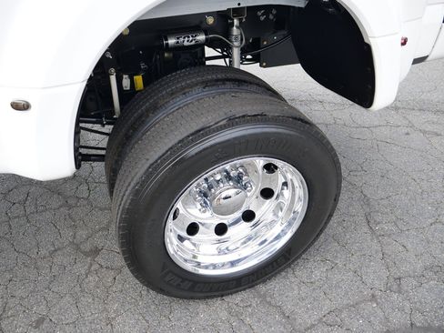 Used 2022 Ford F450 Lariat w/ Lariat Ultimate Package AWD/4WD image 21