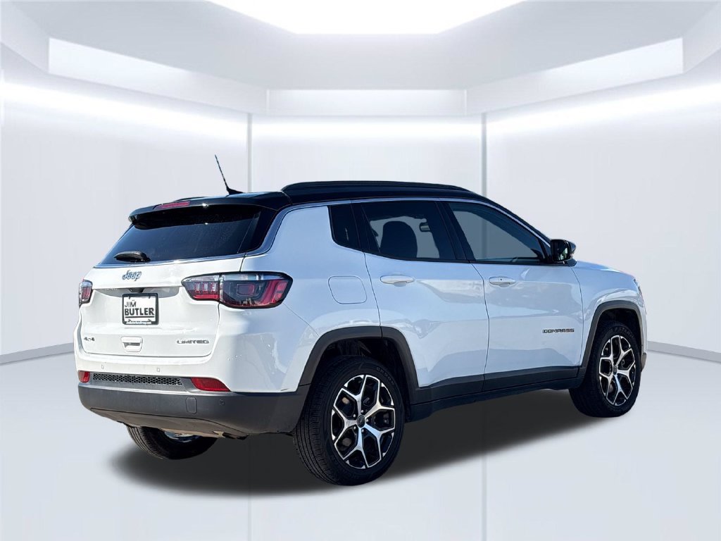 Used 2025 Jeep Compass Limited AWD/4WD image 7